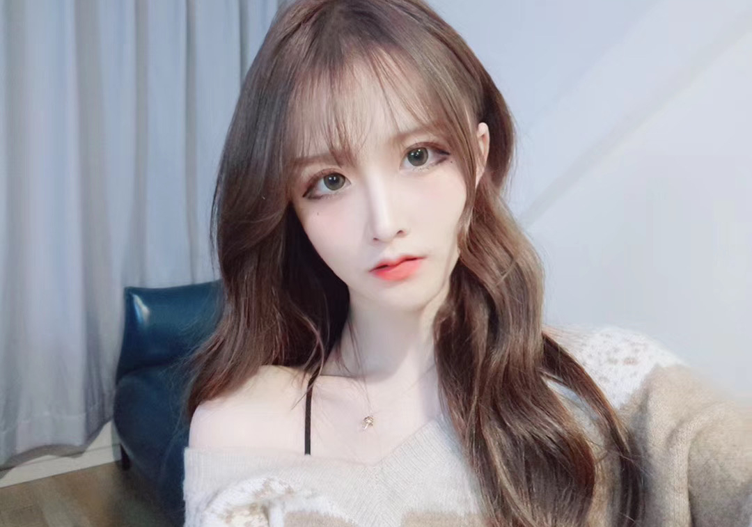 星盟主播专访嘻嘻：把开心传递给大家