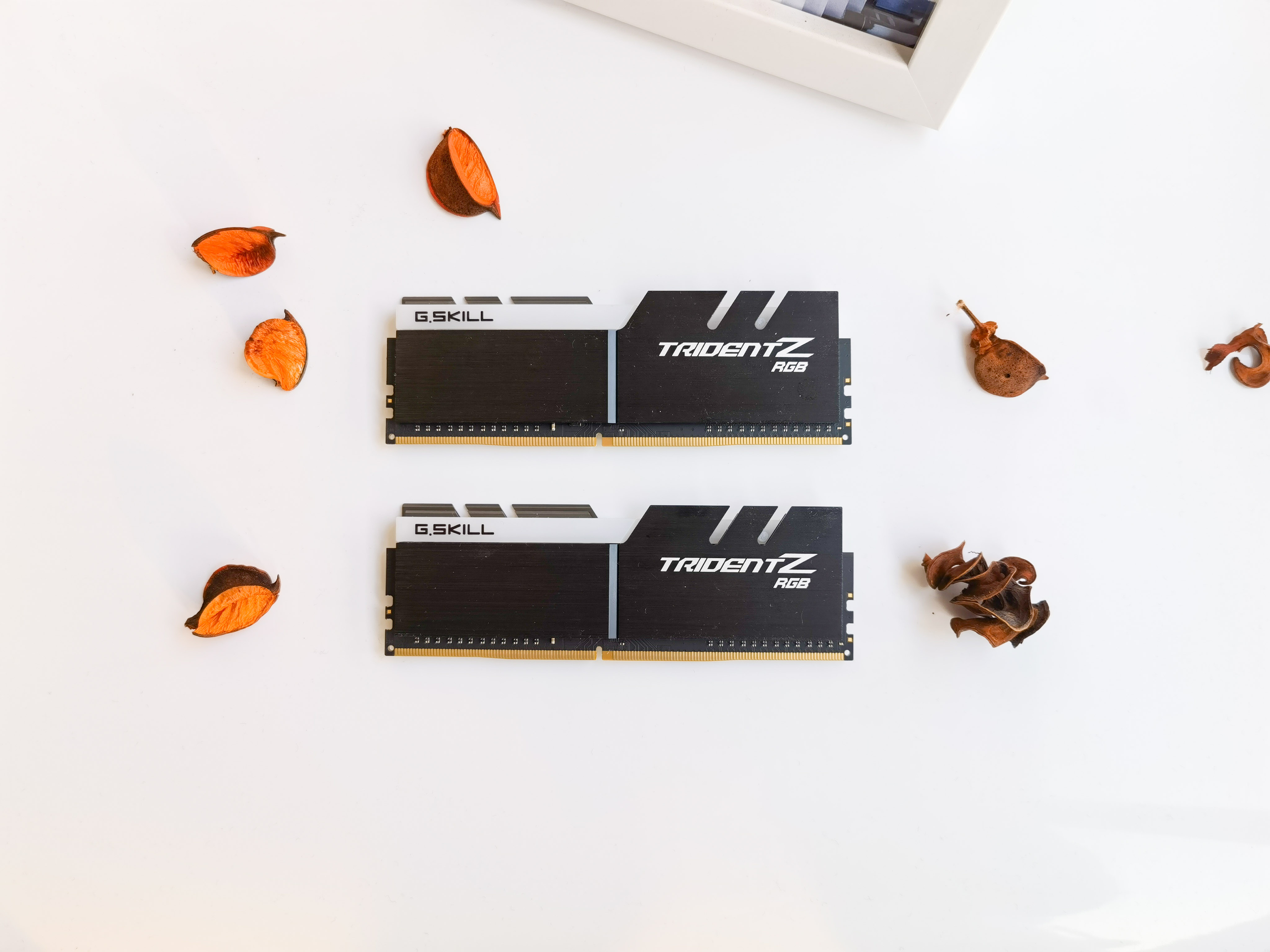 8g双通道和16g单通道内存区别大吗,13700内存单通道和双通道差别大吗