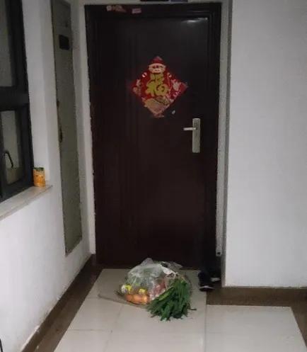 @武汉人：团购的物资套餐是这样送到你手上的