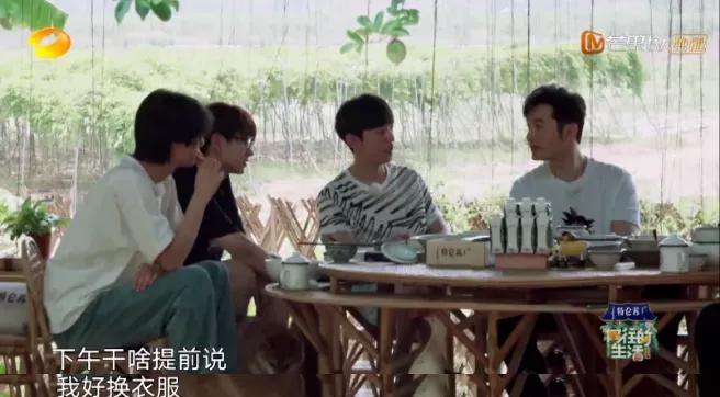 霸道总裁黄晓明电视剧觉醒年代,黄晓明从霸道总裁成卑微路人