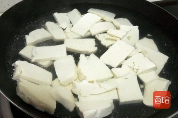 河蚌的既简单又好吃的做法,河蚌最好吃的做法