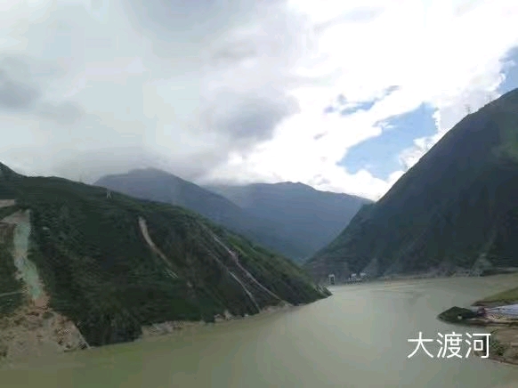 成都到林芝沿途山峰,从成都到林芝走318线路况如何