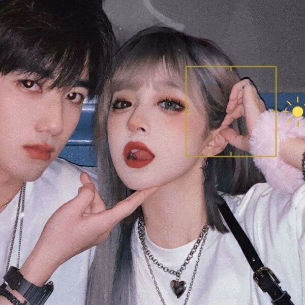 情侣头像青春系真人拥抱,情侣头像原宿风单人