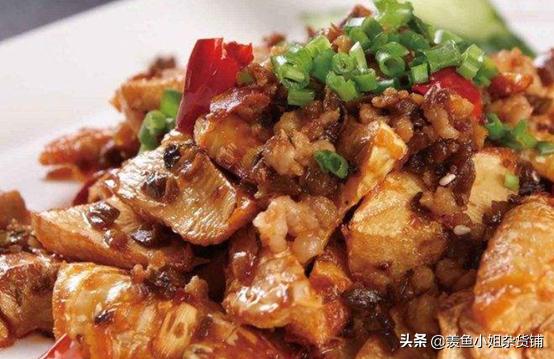 又到吃冬笋的季节了,冬笋不焯水不麻口的炒法