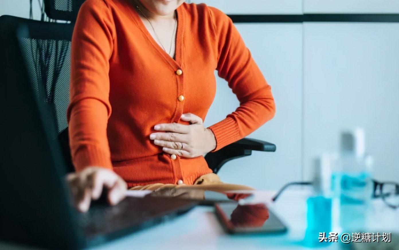 长时间不吃饭会结石吗,长时间不进食会消耗体内脂肪吗