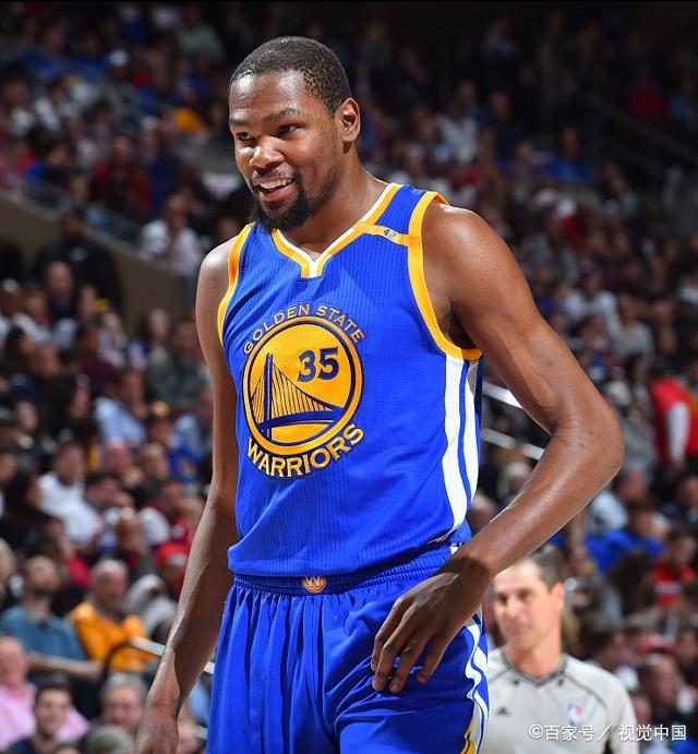 美媒发布2019百大运动员排行榜，詹姆斯第二梅西第三。