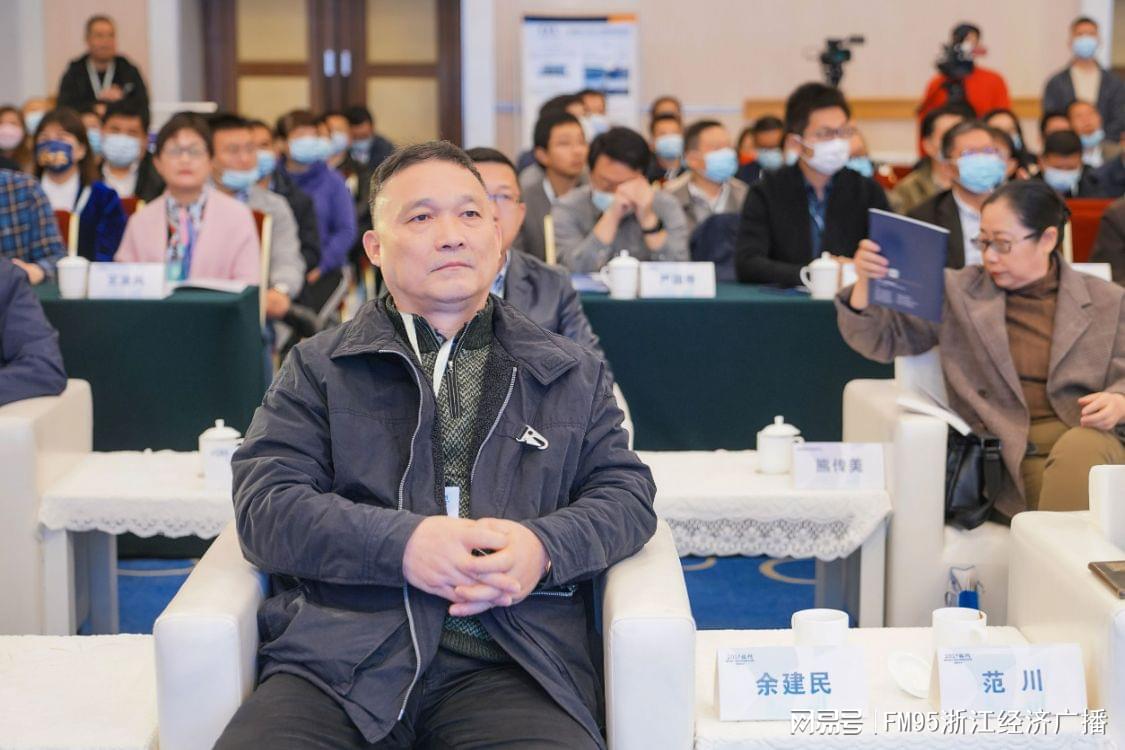 鏈夋櫤鎱ф湁娓╁害,鏈夋俯搴︽湁鏅烘収