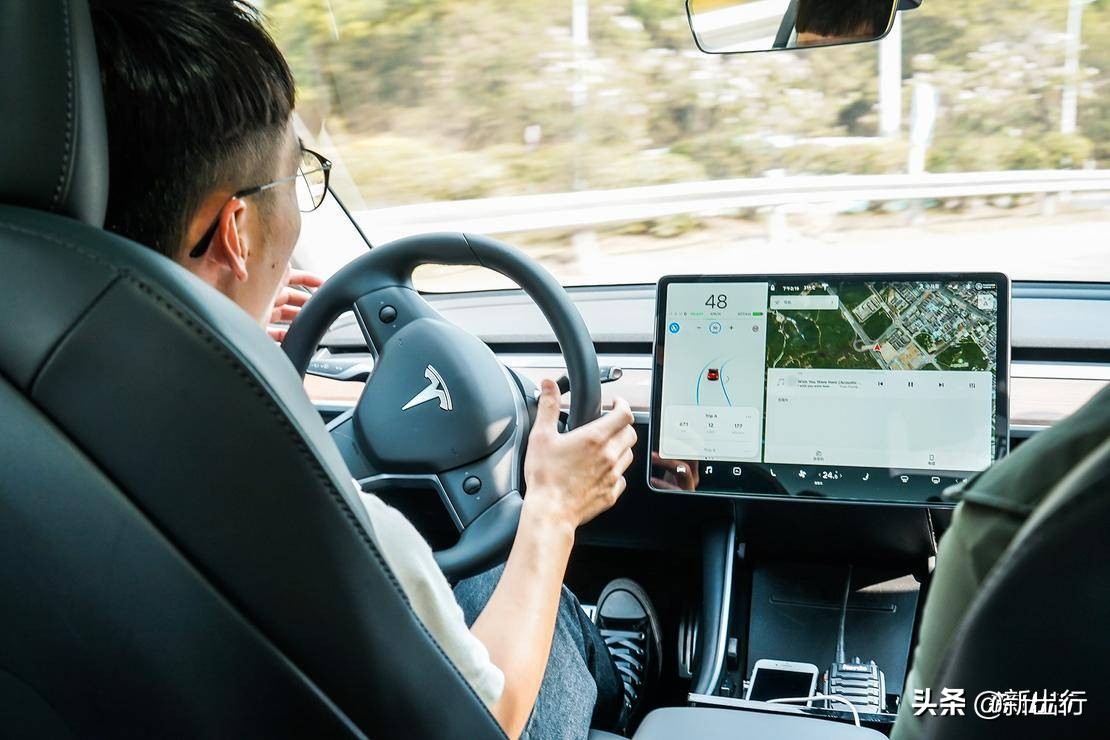 特斯拉model3对比奥迪rs3,特斯拉model3和小鹏p7哪个好