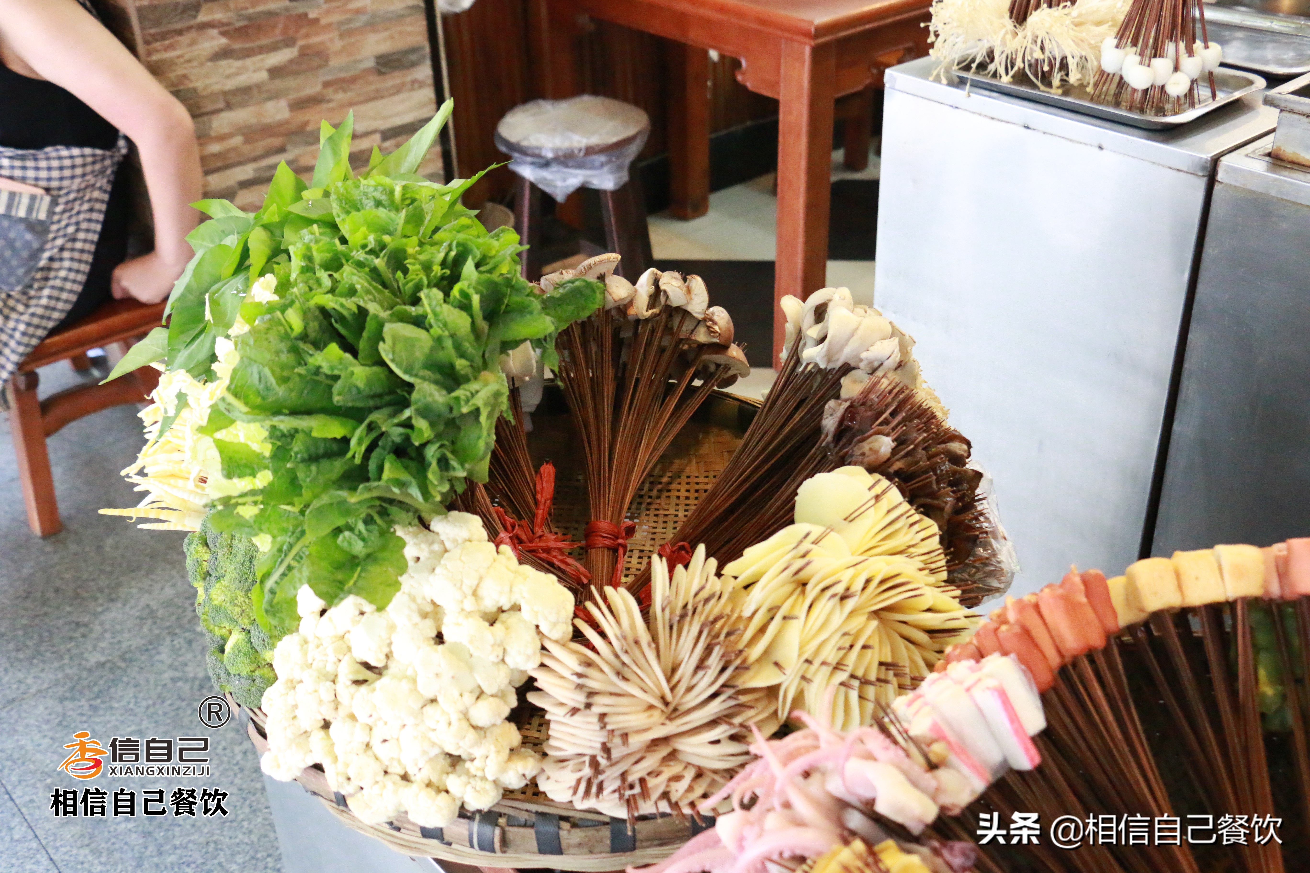 美食小吃创业冷饮,餐饮小吃冷锅串串视频