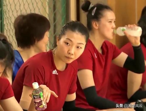 玩心机！奥运乒乓球场地缩水，不能擦球和吹气，排球训练馆没空调