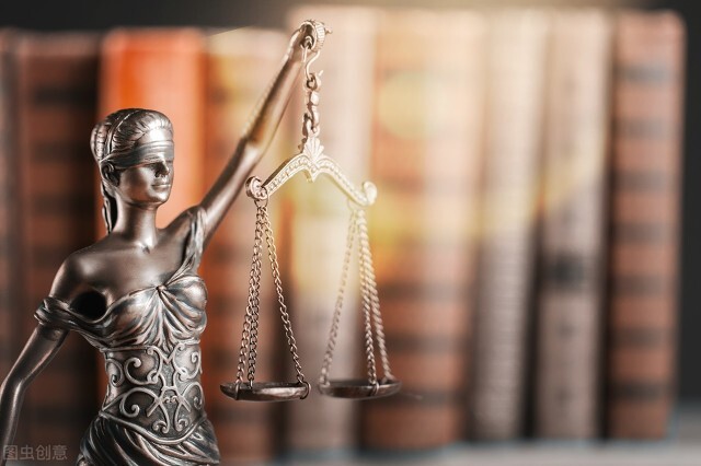 没有钱请律师起诉欠款怎么收,没钱请律师如何替自己辩护