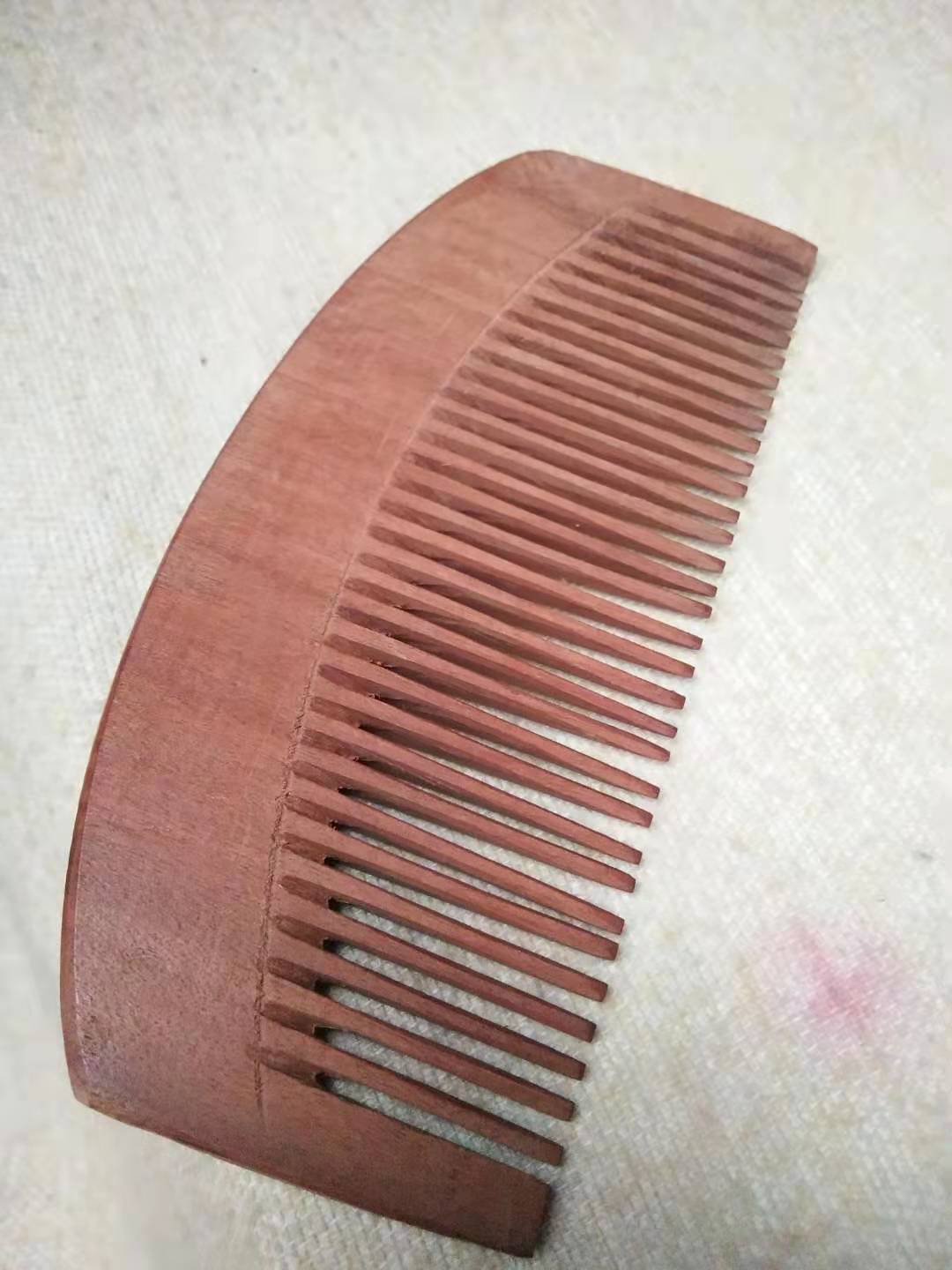 百年传统工艺“枣梳王”王学才纯手工枣木梳子