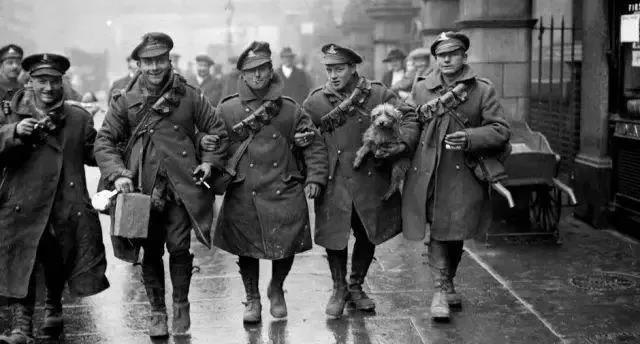 奢侈品最值得入手的单品,哪些奢侈品鞋子值得入手