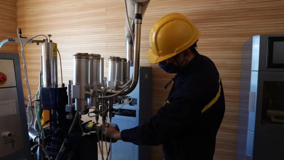 怎么辨别中石油中石化加油站,315成品油真假辨别