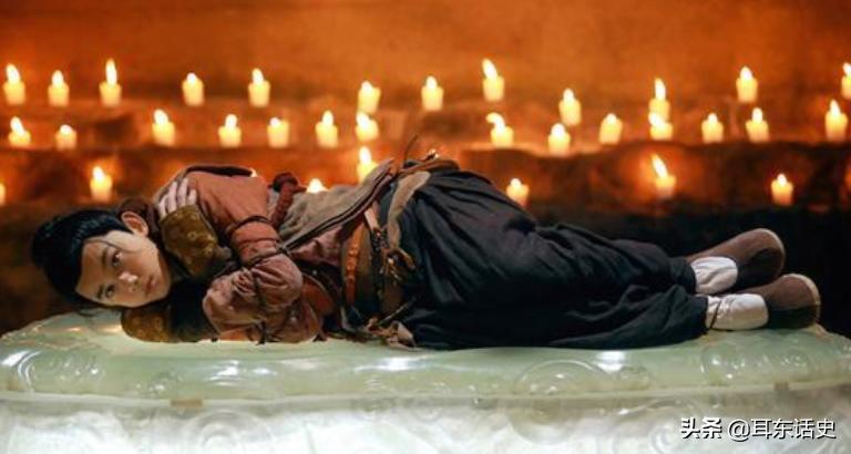 周芷若九阴白骨爪和九阴真经,九阴白骨爪周芷若黄衫