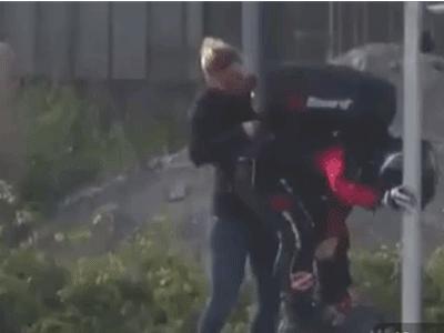 让小李子、迪拜土豪疯狂迷恋的法国钢铁侠，踩滑板飞越英吉利海峡