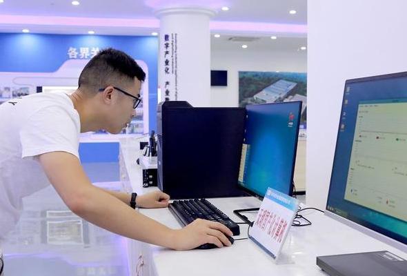 男生理科生学什么专业就业前景好,理科大学报考什么专业好找工作