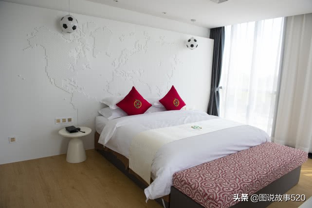 唐山足球主题酒店,唐山南湖景区足球主题酒店