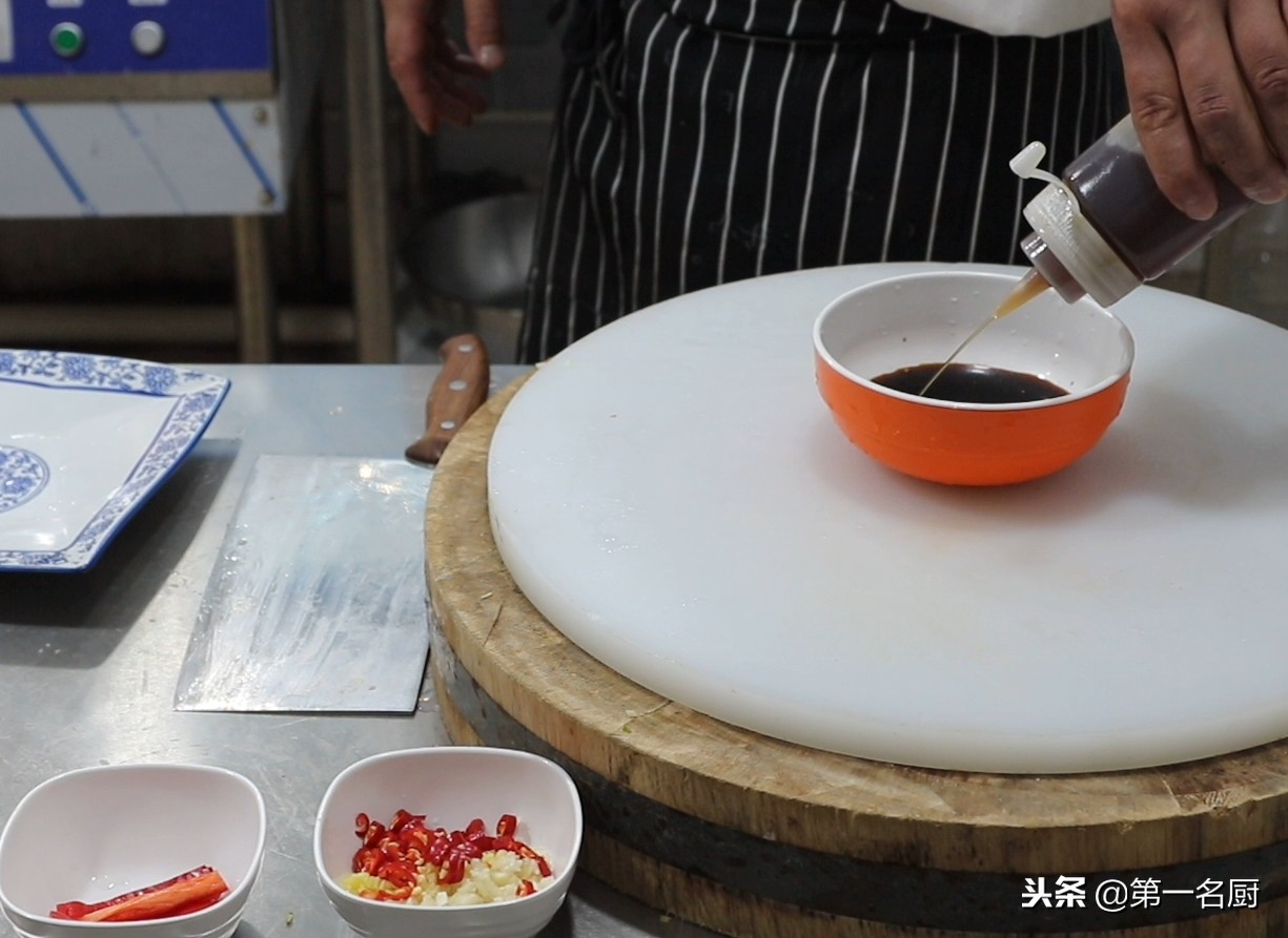 秋葵好吃又好看的做法,秋葵鸡蛋羹滑嫩鲜香营养更丰富