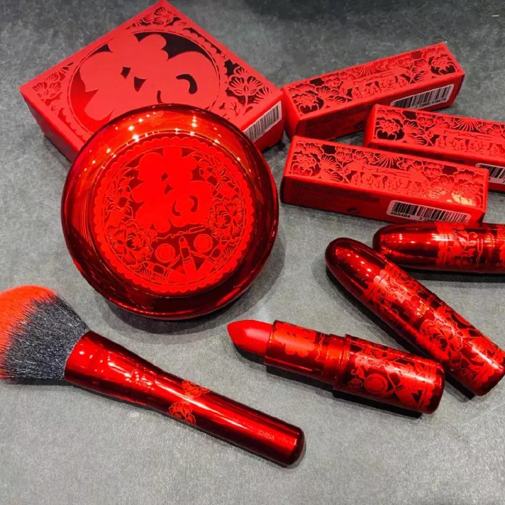 猪猪女孩的彩妆,猪猪女孩必备