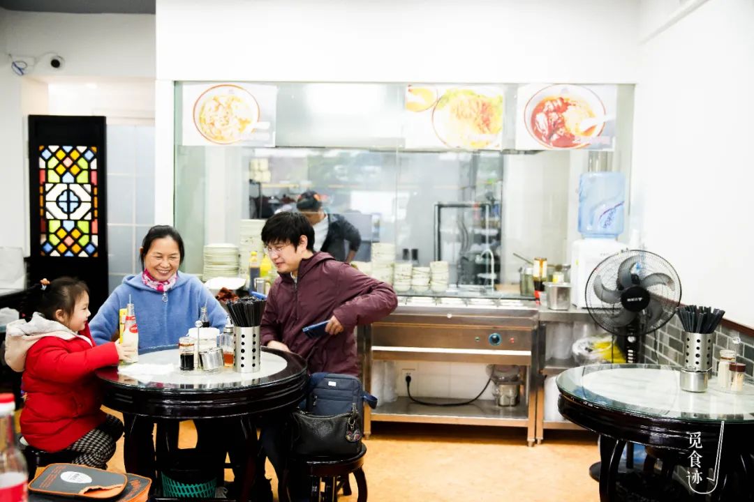 云吞面分享,这碗云吞面三十年如一日的味道