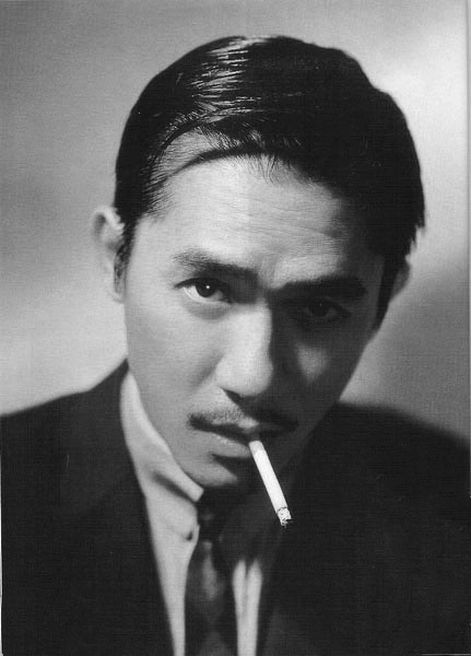 抬头纹加大男人的魅力,抬头纹又深又多男人命苦吗