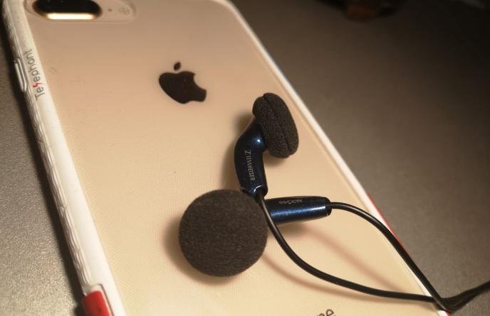 索尼e808耳机和森海mx500对比,苹果原装耳机和森海mx500哪个好