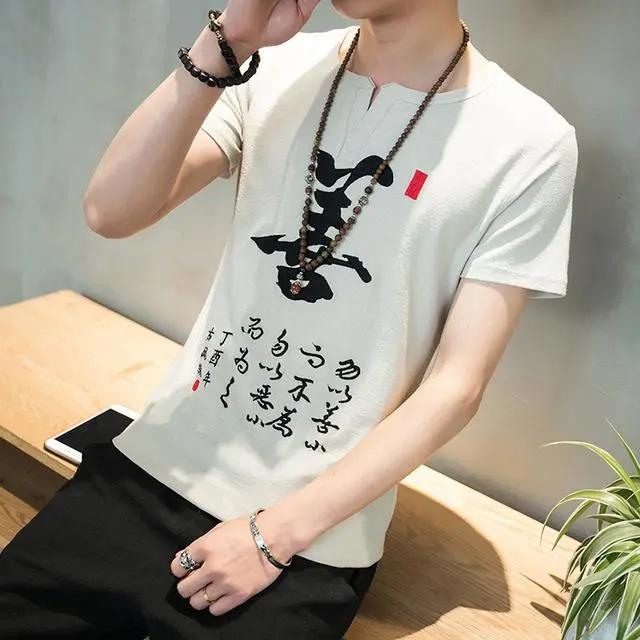 哇塞！43岁舅舅这样穿T恤，帅的让人心动，整条街回头率都归他