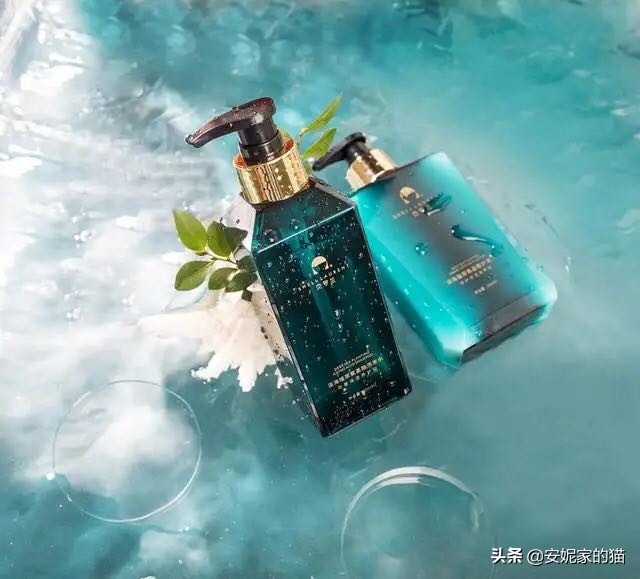 头皮长痘痘一招解决,头皮长痘痘瘙痒是什么原因