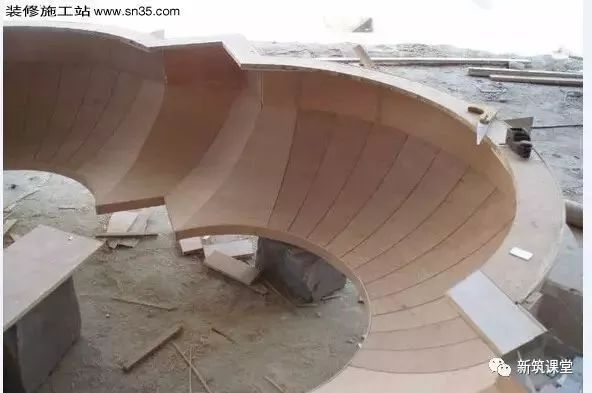 轻钢龙骨石膏板造型吊顶施工视频,石膏板天花吊顶施工全过程