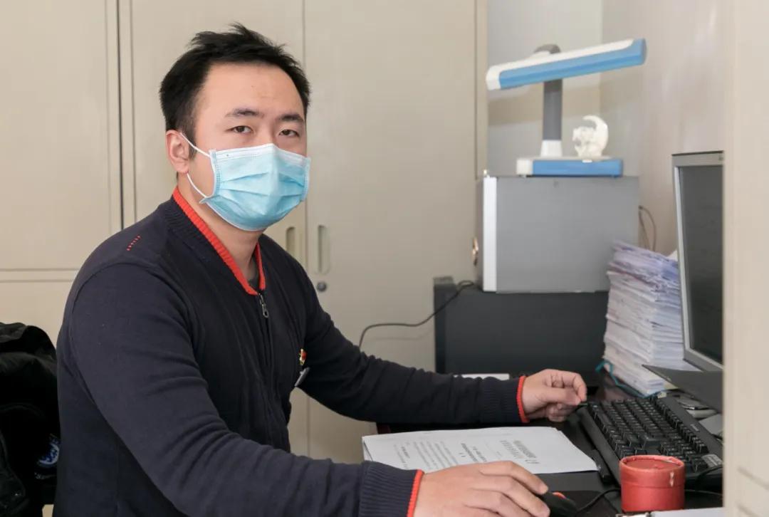 坚守岗位守初心防控疫情担重任,坚守初心担使命勠力同心抗疫情