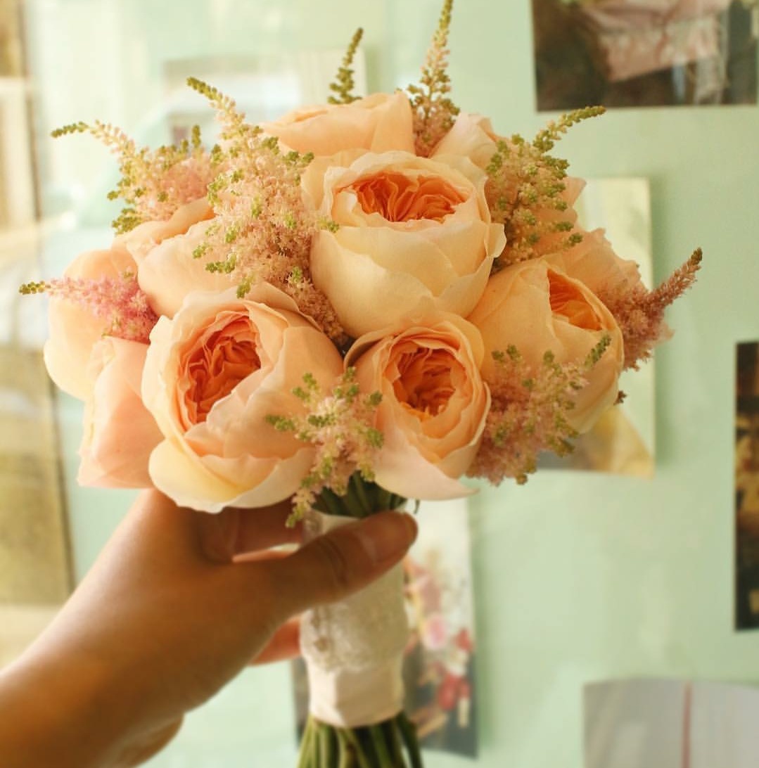 在家开个花店工作室赚钱吗,女人在家开花店赚钱吗