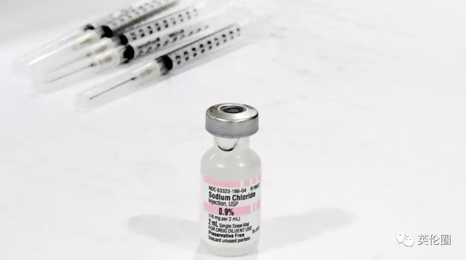 英国专门组织华人打疫苗！4名接种者亲历：低烧乏力起红疹关节痛