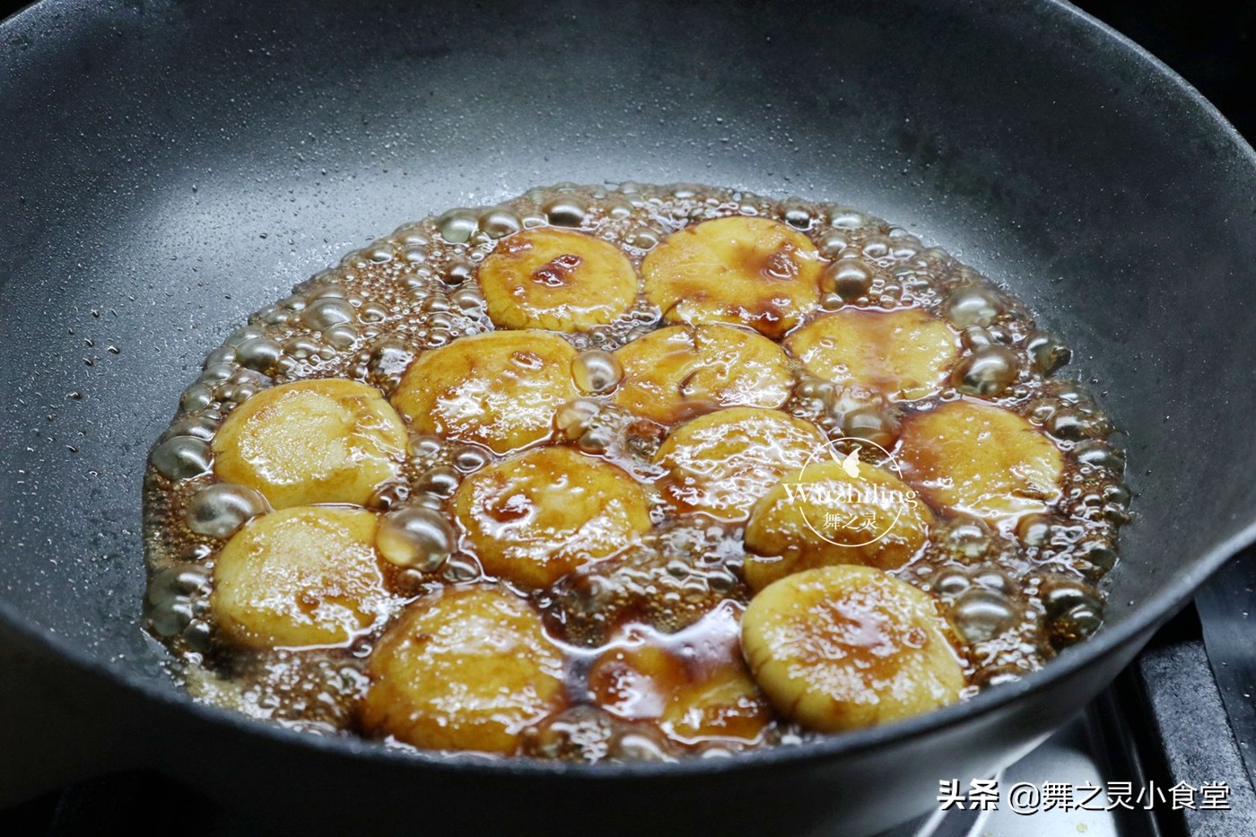 怎么做正宗的长沙糖油粑粑,糖油粑粑长沙传统小吃软糯香甜