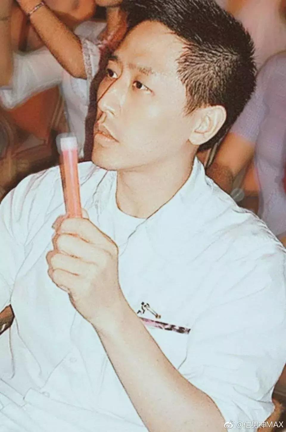 他是张国荣的一生挚爱，至今守着哥哥的骨灰孤独一人