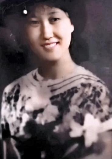 高秀敏女儿败掉7套房,高秀敏女儿李萱败光家产视频