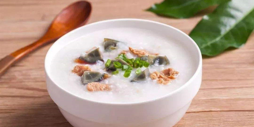 熬粘粥什么时候放地瓜,怎样才是小火慢炖的粥