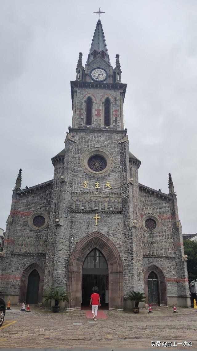 宁波天主教堂,宁波老外滩天主教堂灯光秀