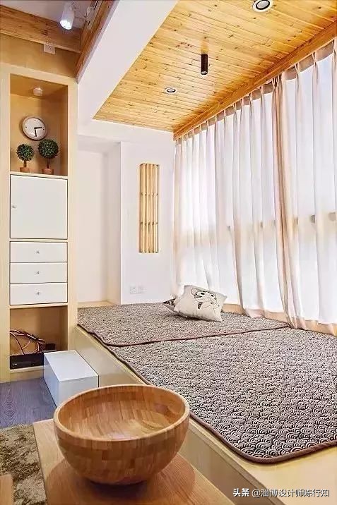 全屋木地板用什么背景墙,木地板电视背景墙用什么漆