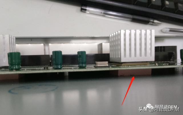 阿昆聊电子产品里能屈能伸的散热材料-导热硅胶片