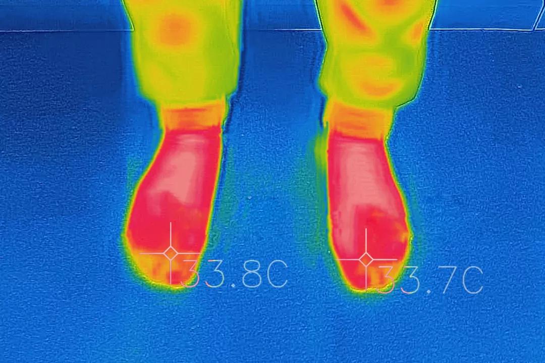 飞织潮感运动鞋,正品黑科技鞋