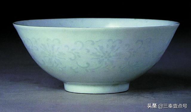 奶奶梳妆台嫁妆,奶奶的嫁妆柜子老物件