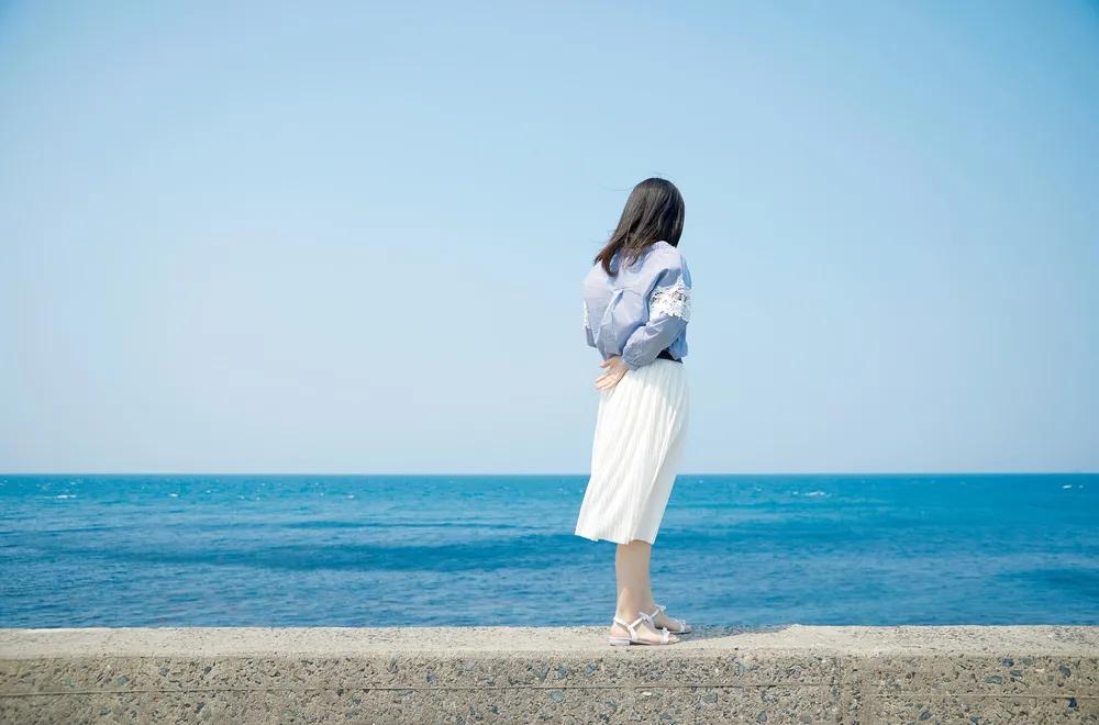 杨绛每个人都会遇到难熬的时光,杨绛语录生活是自己的和他人无关