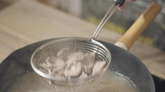 麻油猪肝粥的做法视频,麻油猪肝月子餐的做法