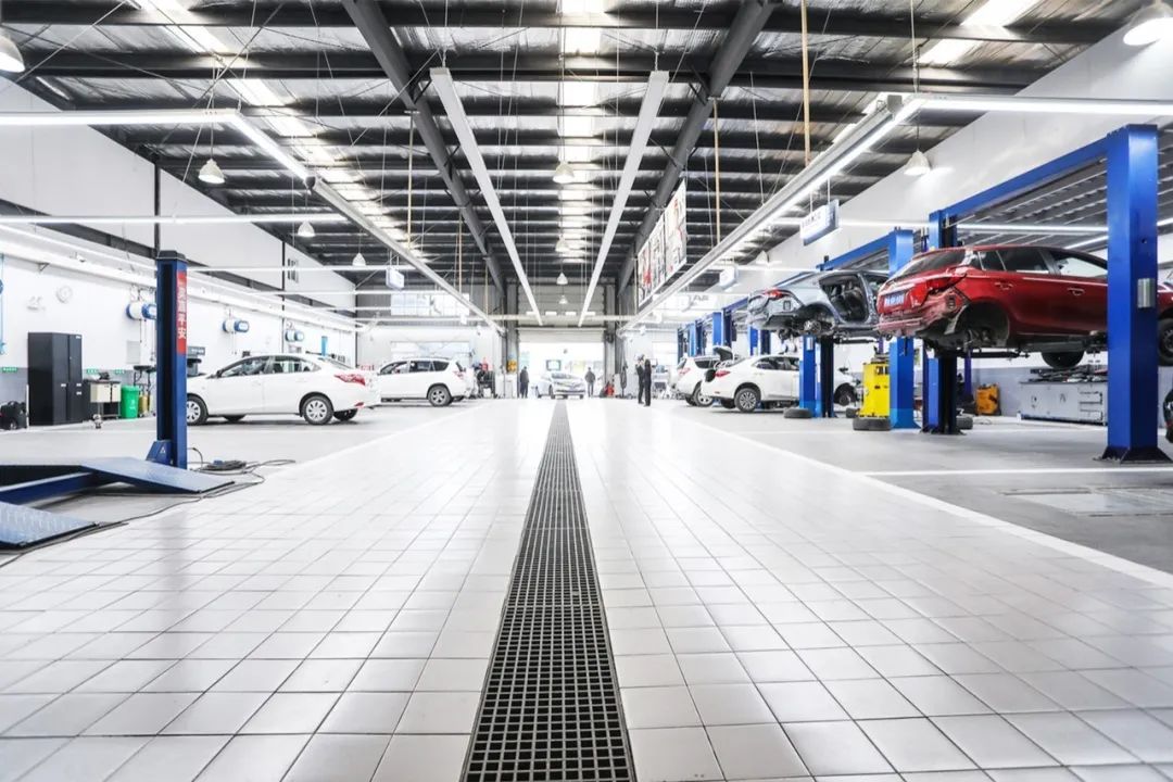 「新丰泰新铭洋丰田-」一汽丰田经销店车间升级