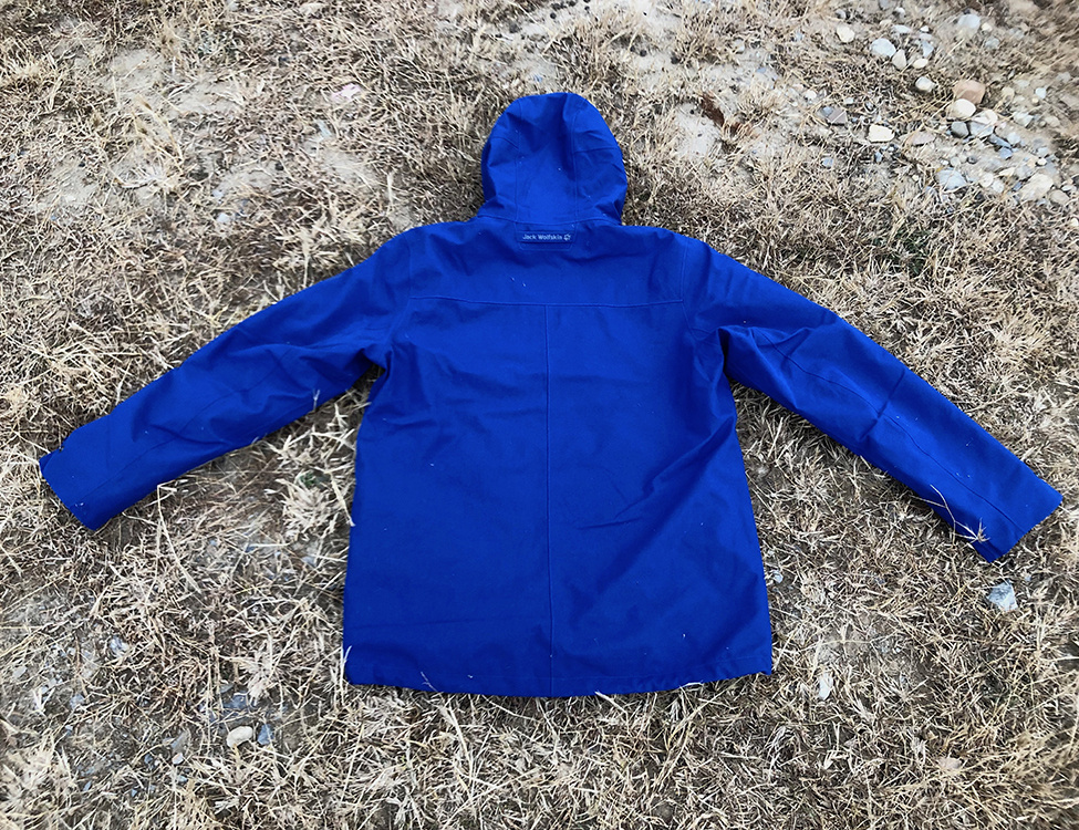 狼爪登山徒步冲锋衣，满满惊喜的开箱报告