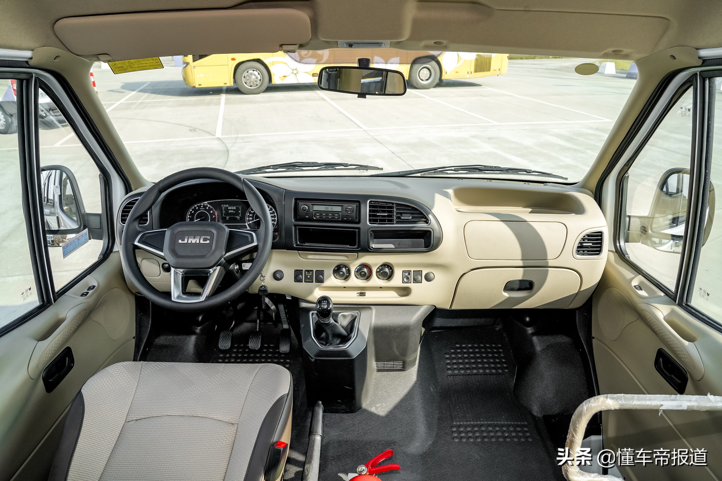 新款江铃特顺空间王降价,江铃特顺长轴高顶空间王二手车