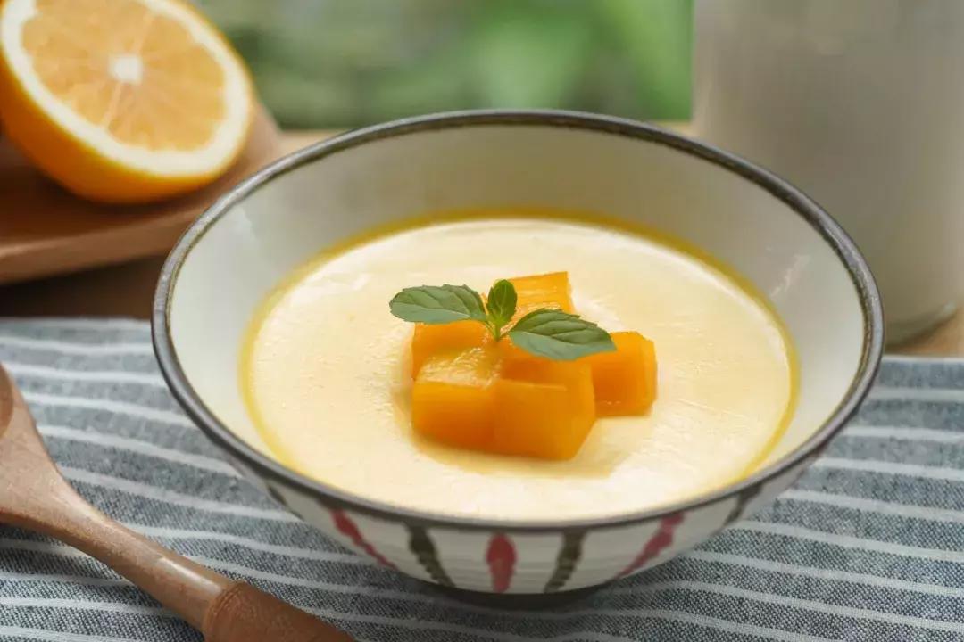 只用纯鸡蛋做出美味的鸡蛋布丁,纯牛奶布丁鸡蛋的做法