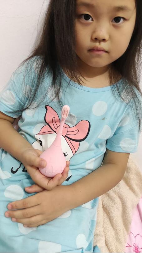 孩子不爱刷牙买什么样的牙刷,不爱刷牙的宝宝用什么牙刷