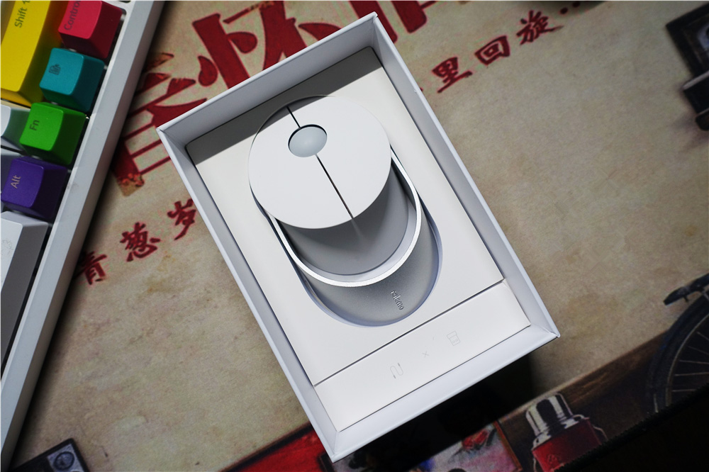 雷柏蓝牙鼠标3.0和4.0的区别,便携雷柏无线充电鼠标套装体验